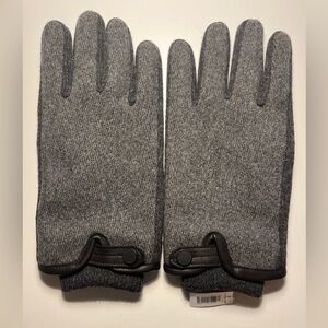 NWT Banana Republic Leather and wool gloves